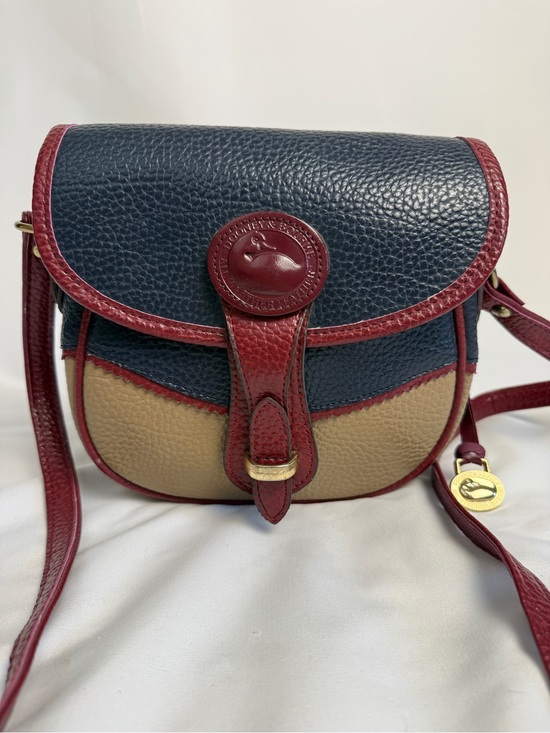 Dooney & Bourke Handbags - Dooney and Bourke Teton Vintage saddle bag RARE